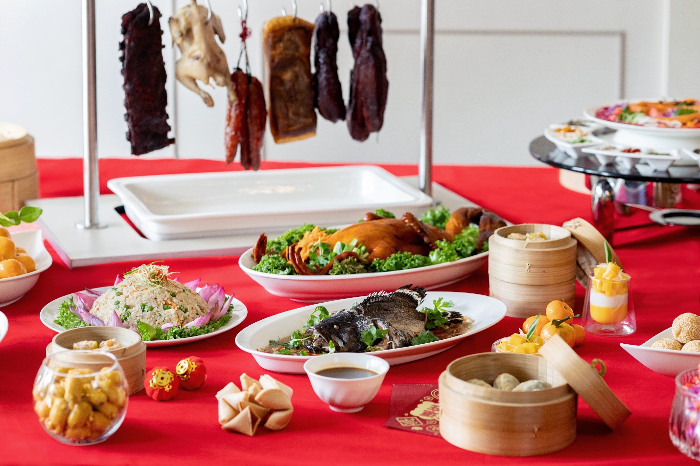 A table with food on it

Description automatically generated
